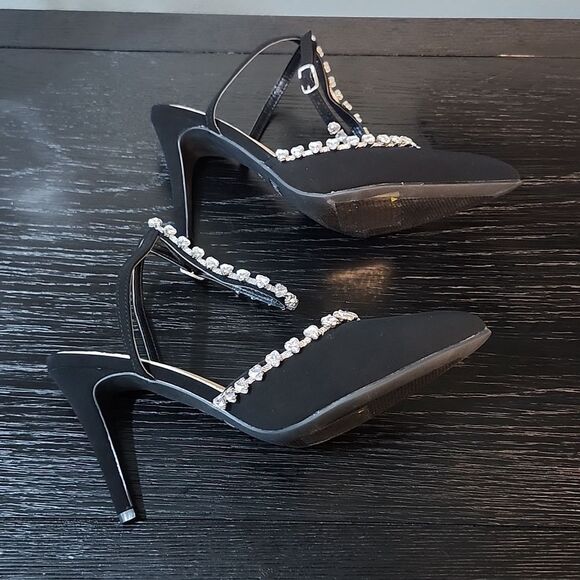 BRAND NEW TOP MODA POINTED TOE JEWEL STUDDED ANKLE STRAP CLOSURE SANDAL - Picture 13 of 16